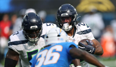 Seattle Seahawks Kenny McIntosh...