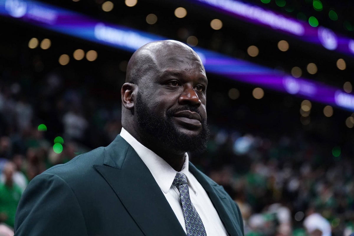 Shaq threatens to punch Robert Griffin III over Angel Reese posts