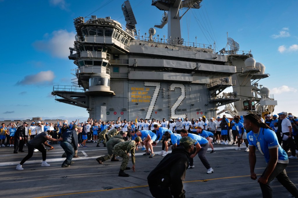 Bolts visit the USS Abraham Lincoln – San Diego Union-Tribune