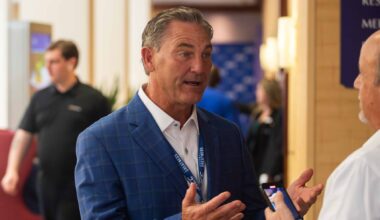 The Legendary Pony Express Join Forces Again