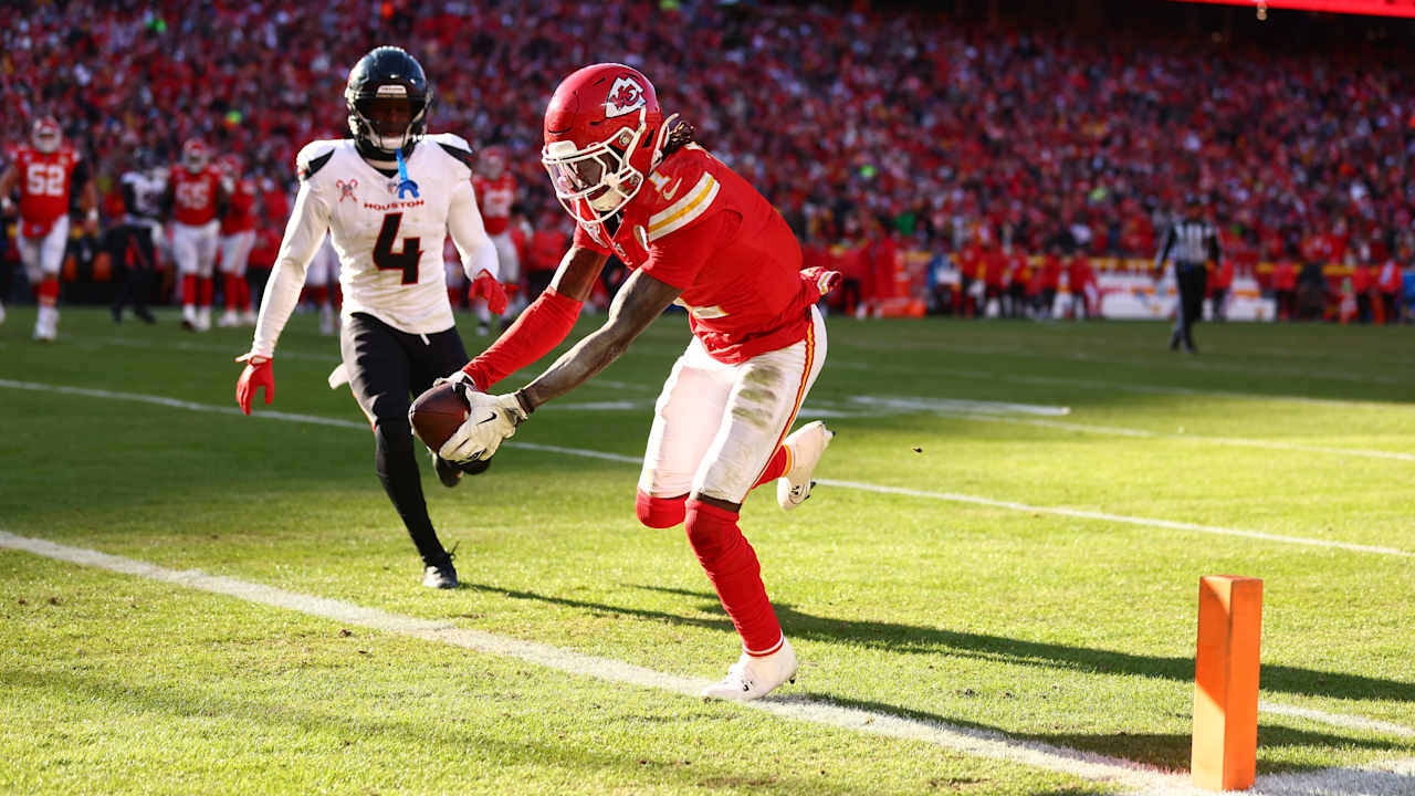 Chiefs Defeat Texans, 27-19, for Kansas City’s 14th Win of the Season
