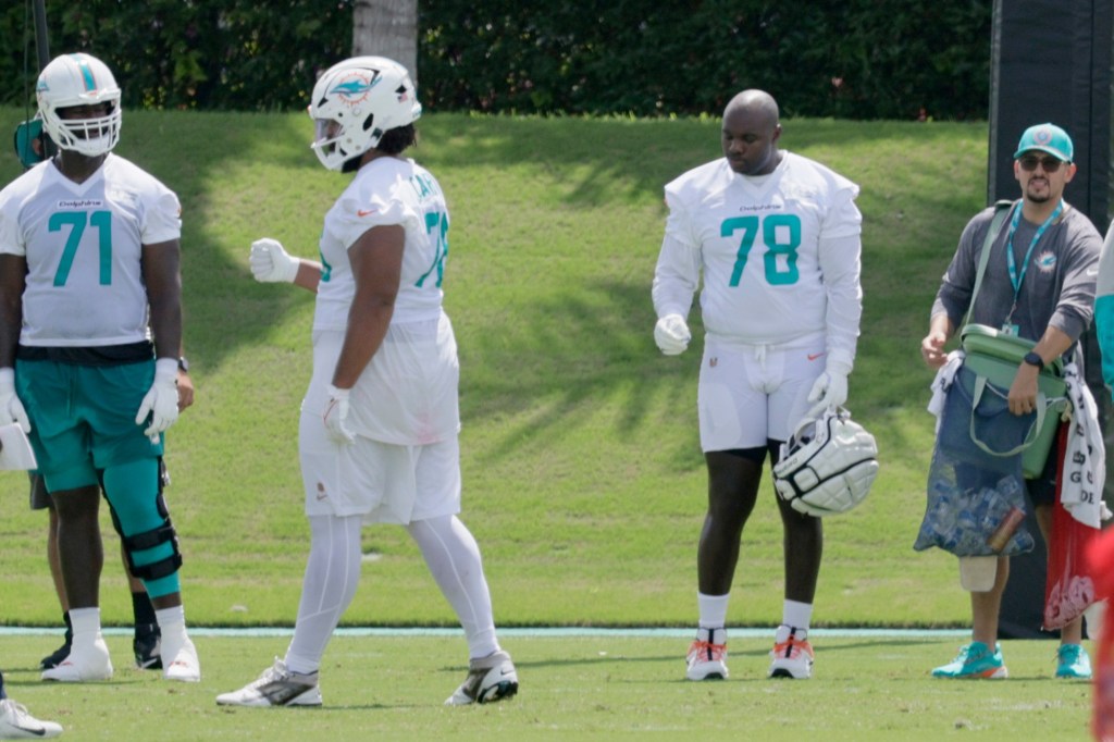 Dolphins' Daniels hopes to get good medical news soon