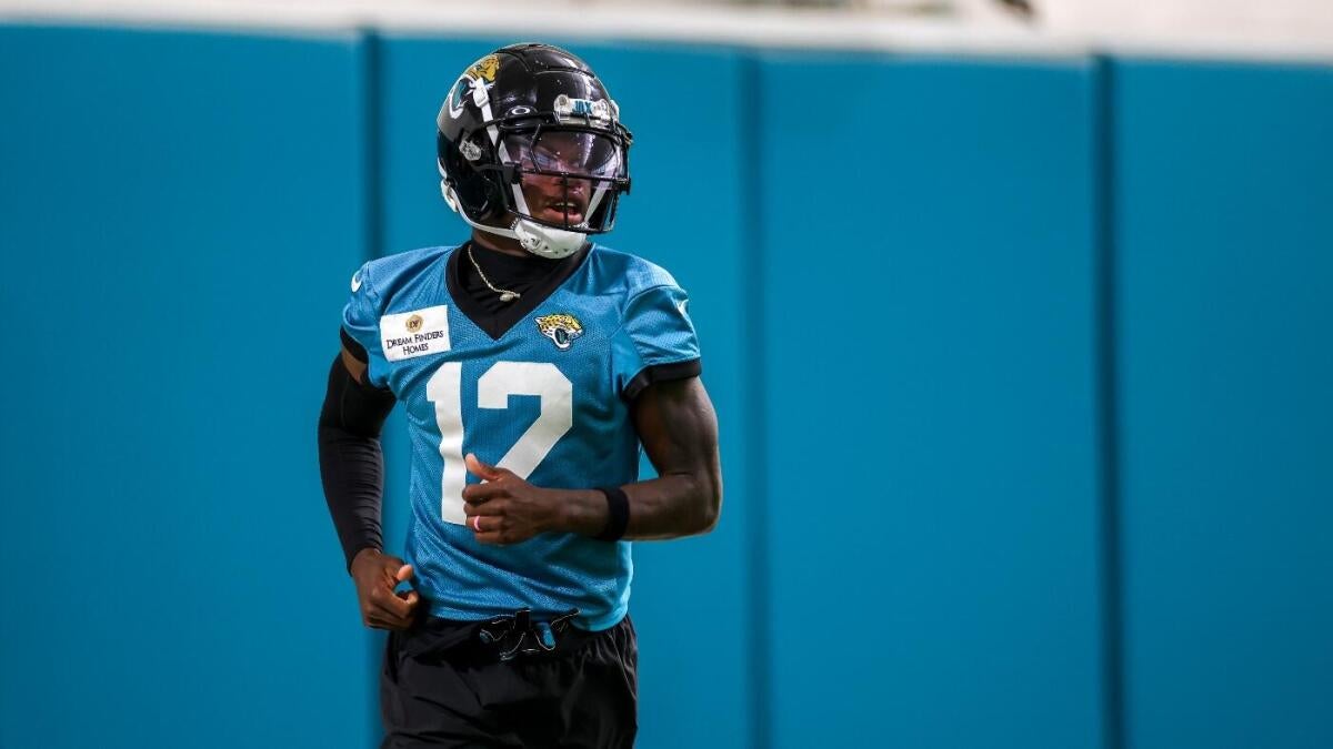 Fantasy Football Rankings 2025: Breakouts from NFL model that nailed Jayden Daniels' huge season