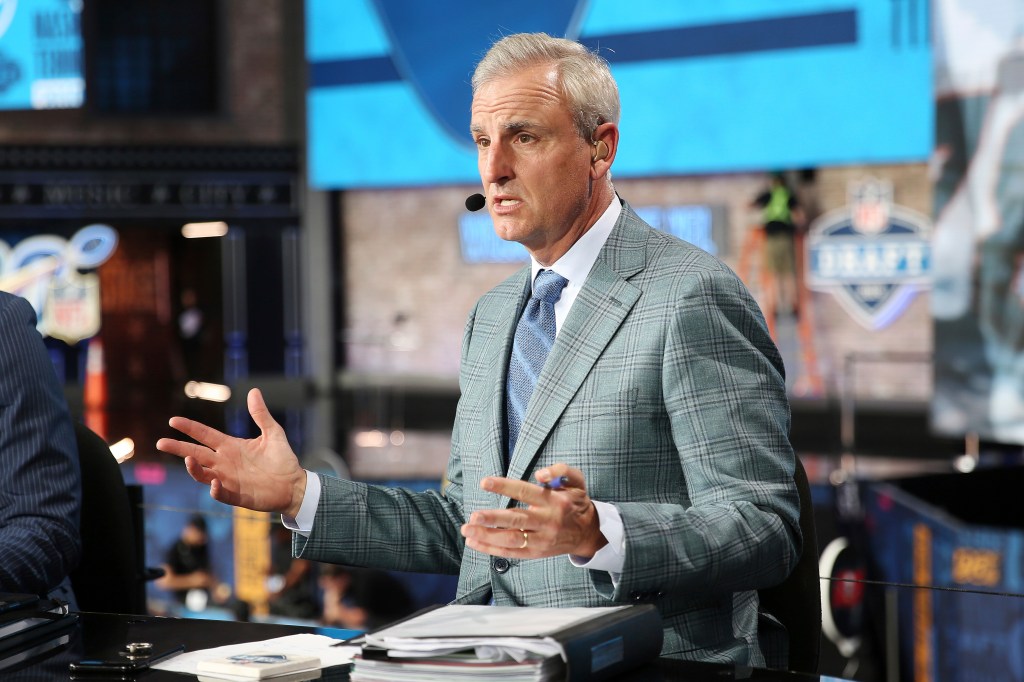 Trey Wingo on the set of ESPN SportsCenter.