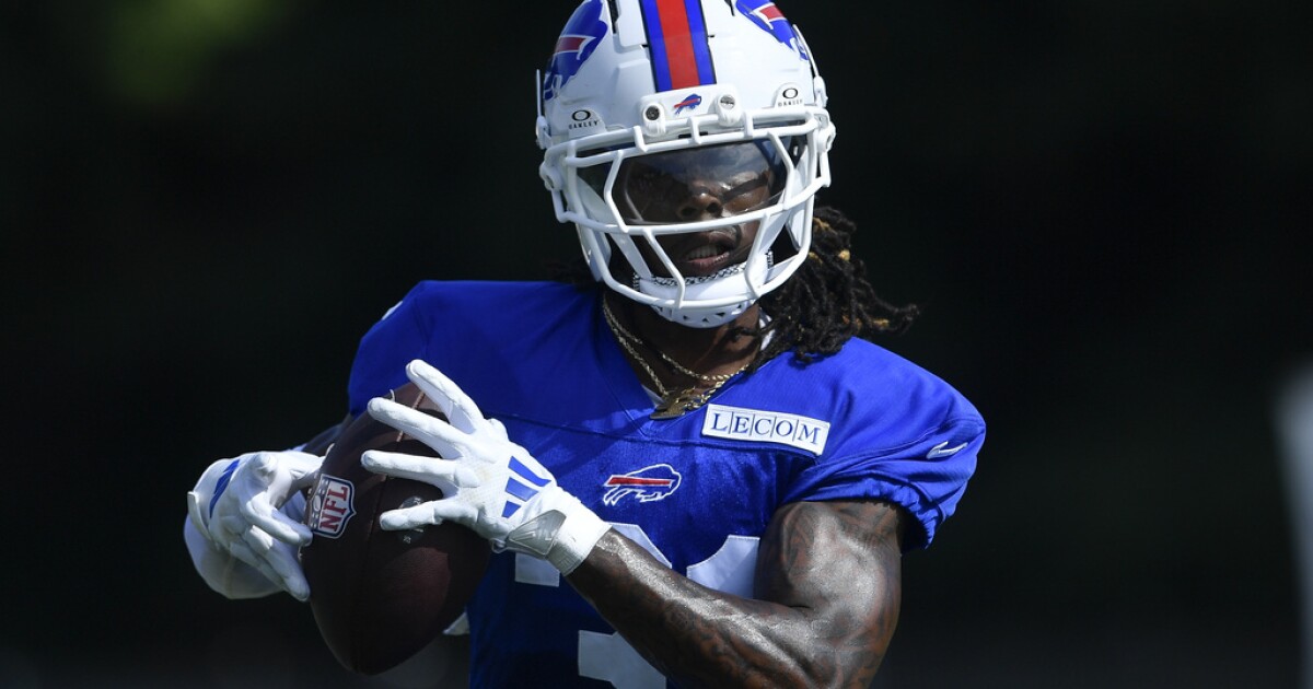 Maxwell Hairston exits practice with what appeared to be non-contact knee injury