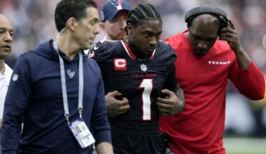 Texans wide receiver Stefon Diggs out for season after tearing right ACL