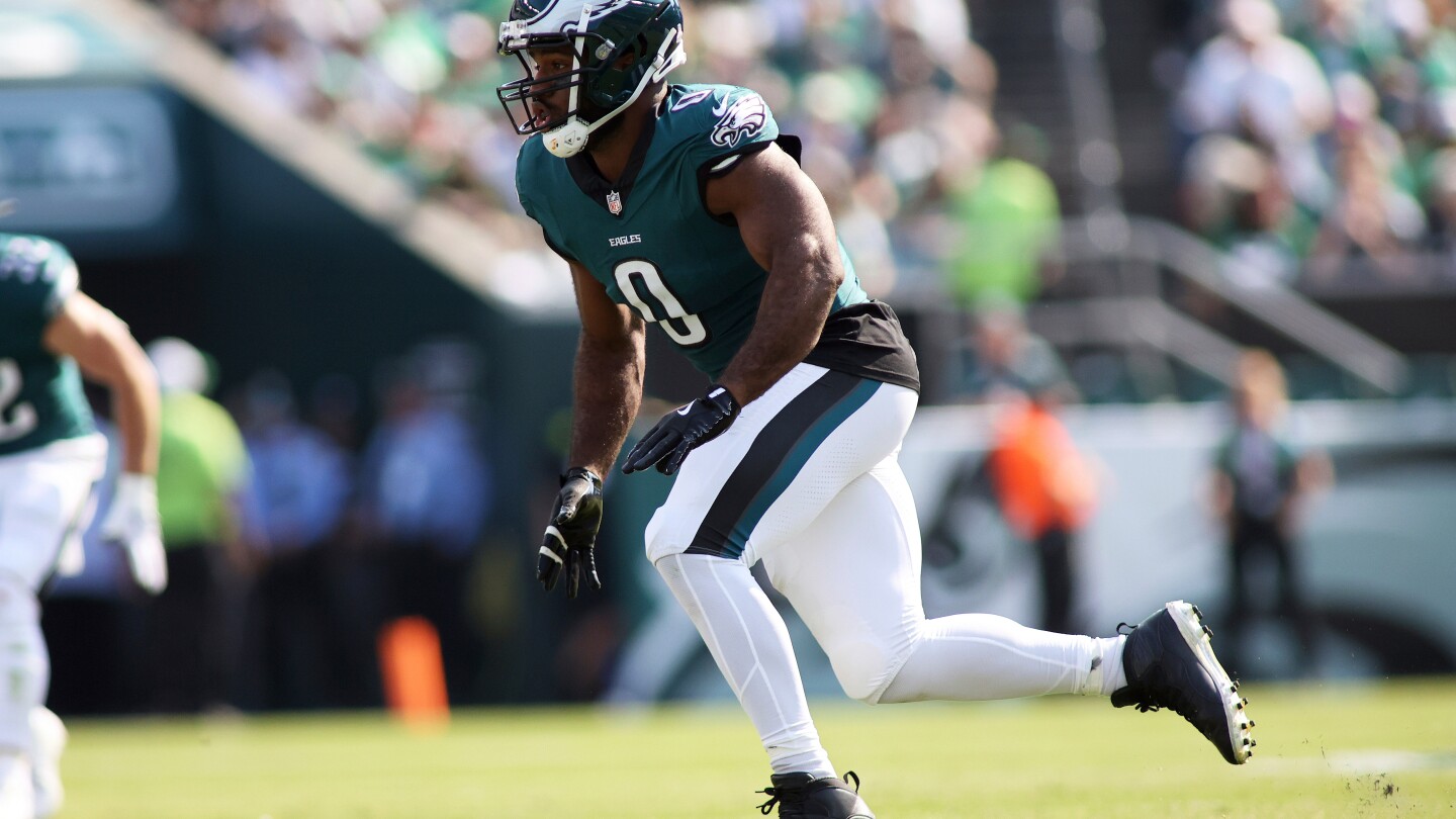 The 49ers complete trade to acquire edge rusher Bryce Huff from the Eagles