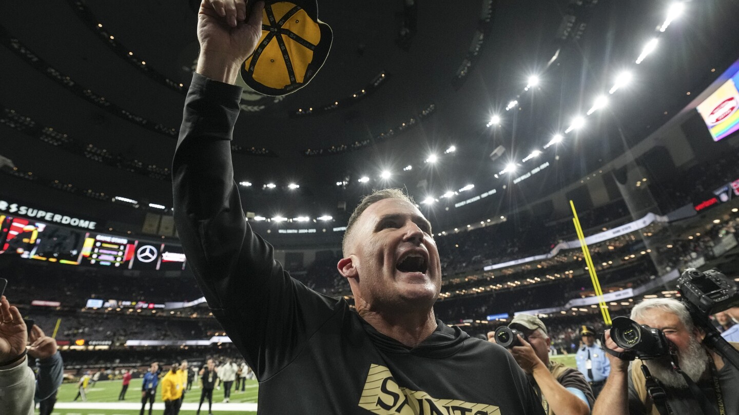 Nobody beats the Rizz: Saints top Falcons 20-17 to snap 7-game skid in coach Darren Rizzi's debut