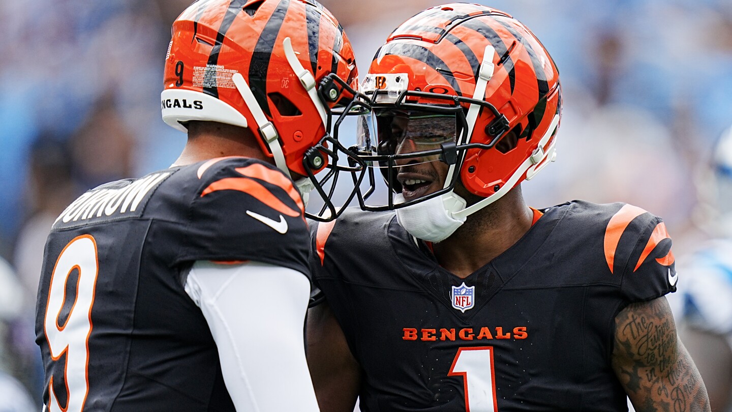Joe Burrow throws for 2 TDs, Bengals hold on to beat Panthers 34-24 for first victory of the season