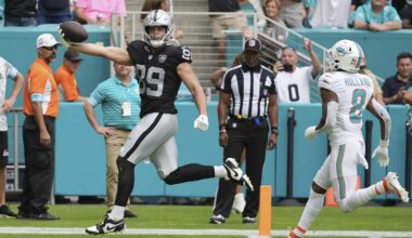 Raiders' Bowers, other NFL players celebrate TDs with Trump dance
