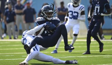 Chiefs acquire three-time All-Pro wide receiver DeAndre Hopkins from the Titans, AP source says