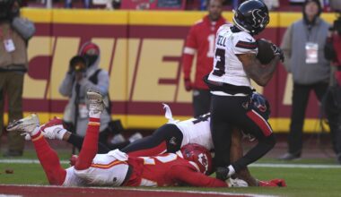 Texans WR Tank Dell released from hospital, headed back to Houston after severe knee injury