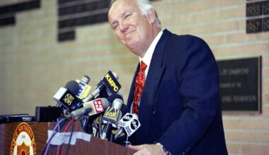 John Robinson, former USC and LA Rams coach, has died at 89