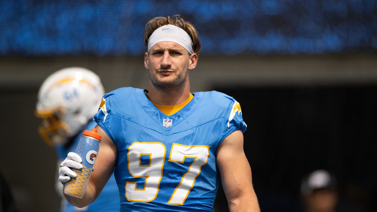 Bills agree to sign edge rusher Joey Bosa to 1-year, $12.6 million contract, AP source says