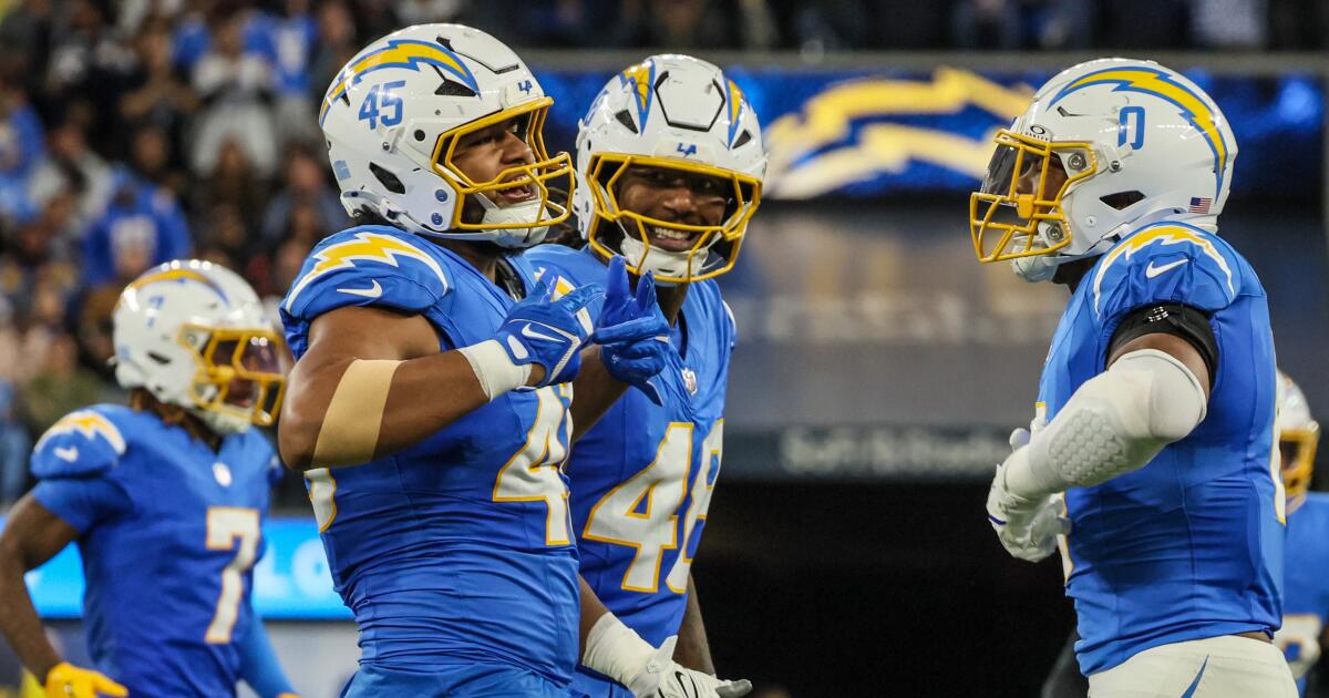 Is Tuli Tuipulotu set to be the next Joey Bosa for Chargers?