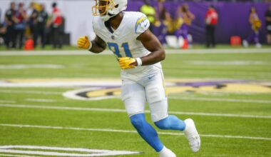 The Sports Report: Chargers receiver Mike Williams retires