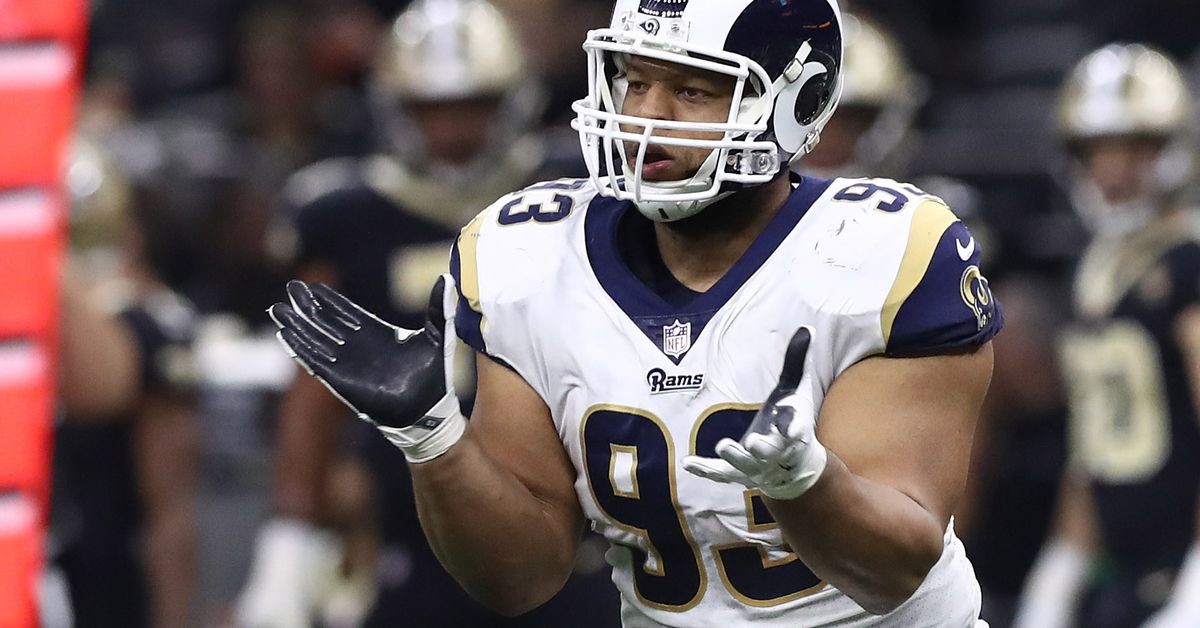 Former Rams player Ndamukong Suh apparently wasn’t retired until today