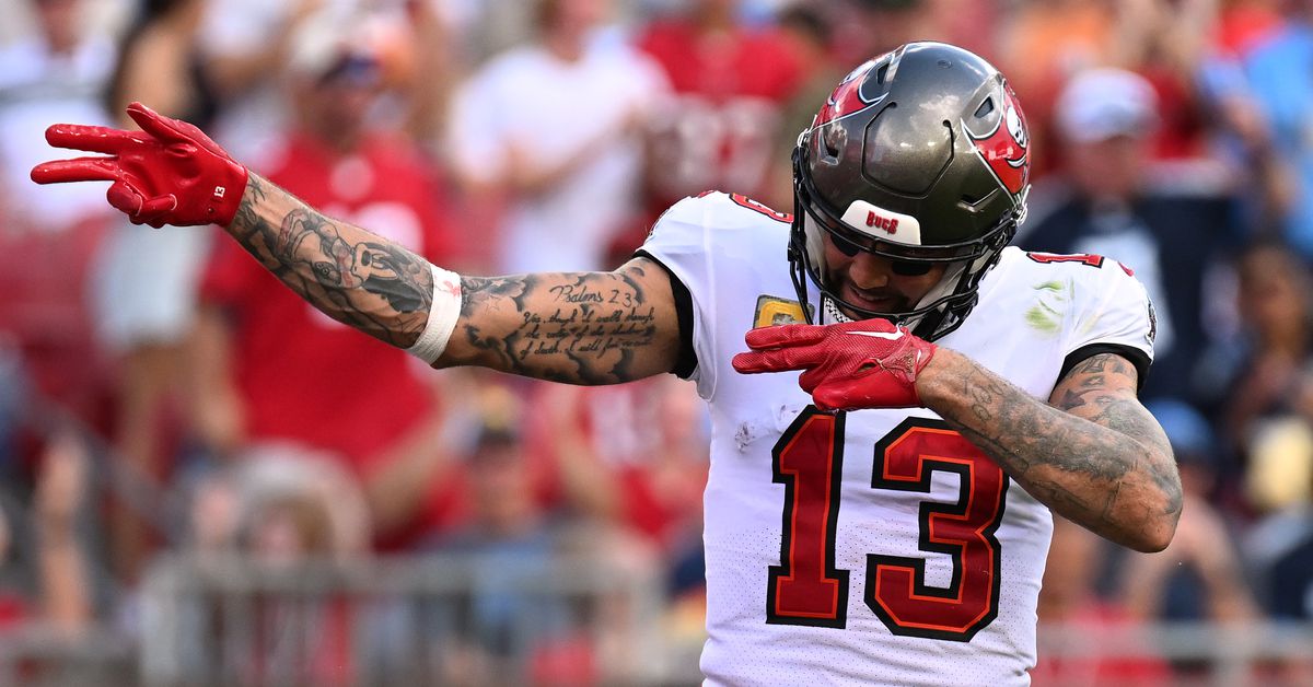 Mike Evans contract projection: A top wide receiver, but also an aging one