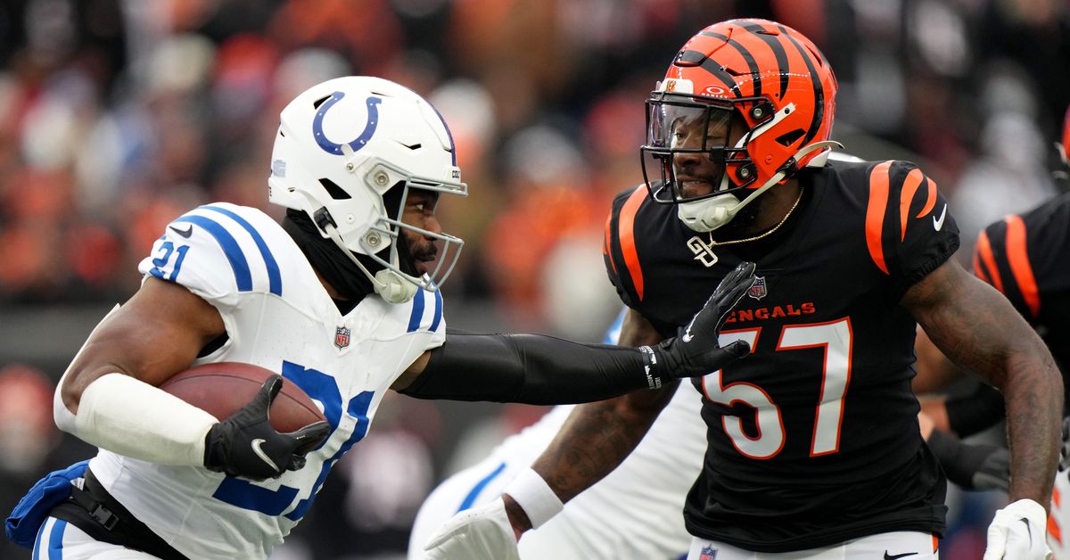 NFL free agency: Browns roster could have need, interest in newly released RB Zack Moss