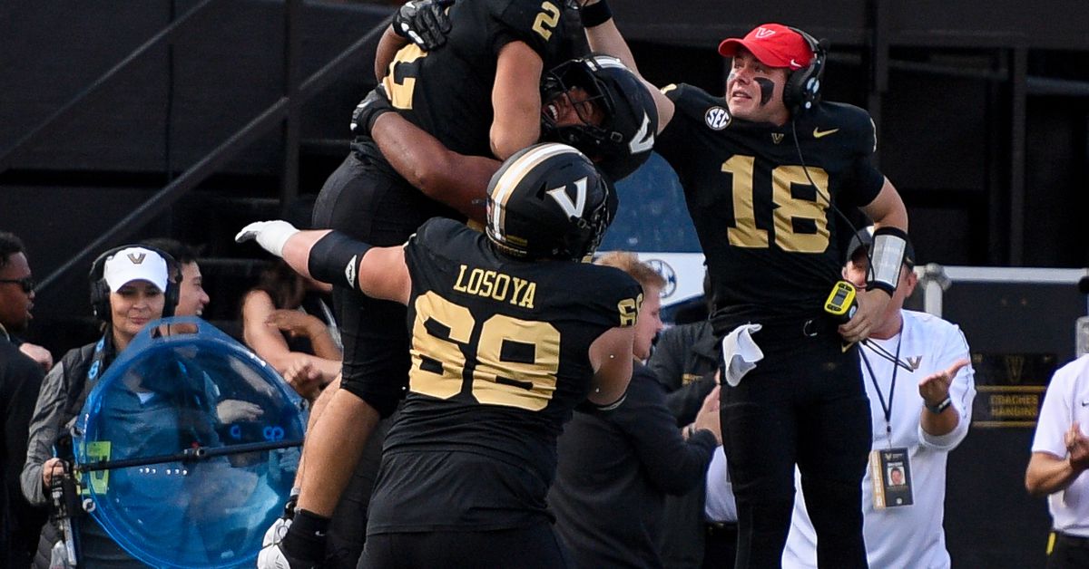 Carolina Panthers 2025 Season Opener Countdown: 66 Days To Go