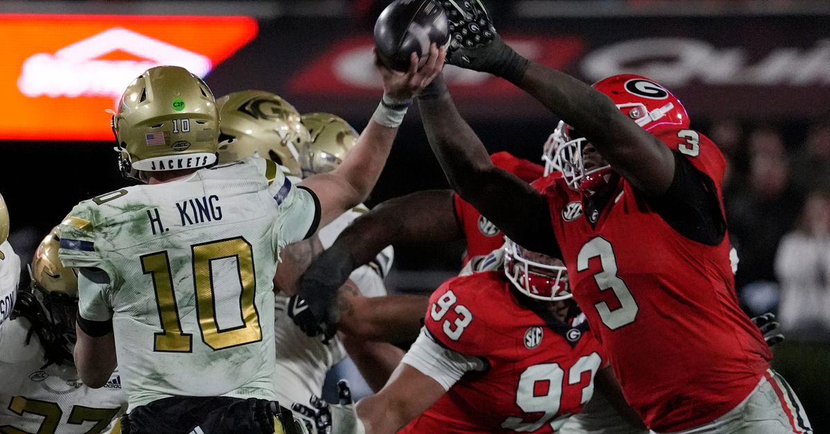 Chargers add Georgia LB C.J. Allen in new 2026 NFL mock draft