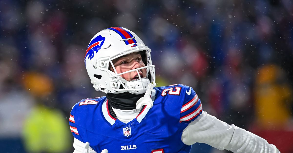 Buffalo Bills S Cole Bishop claiming starting snaps early in training camp