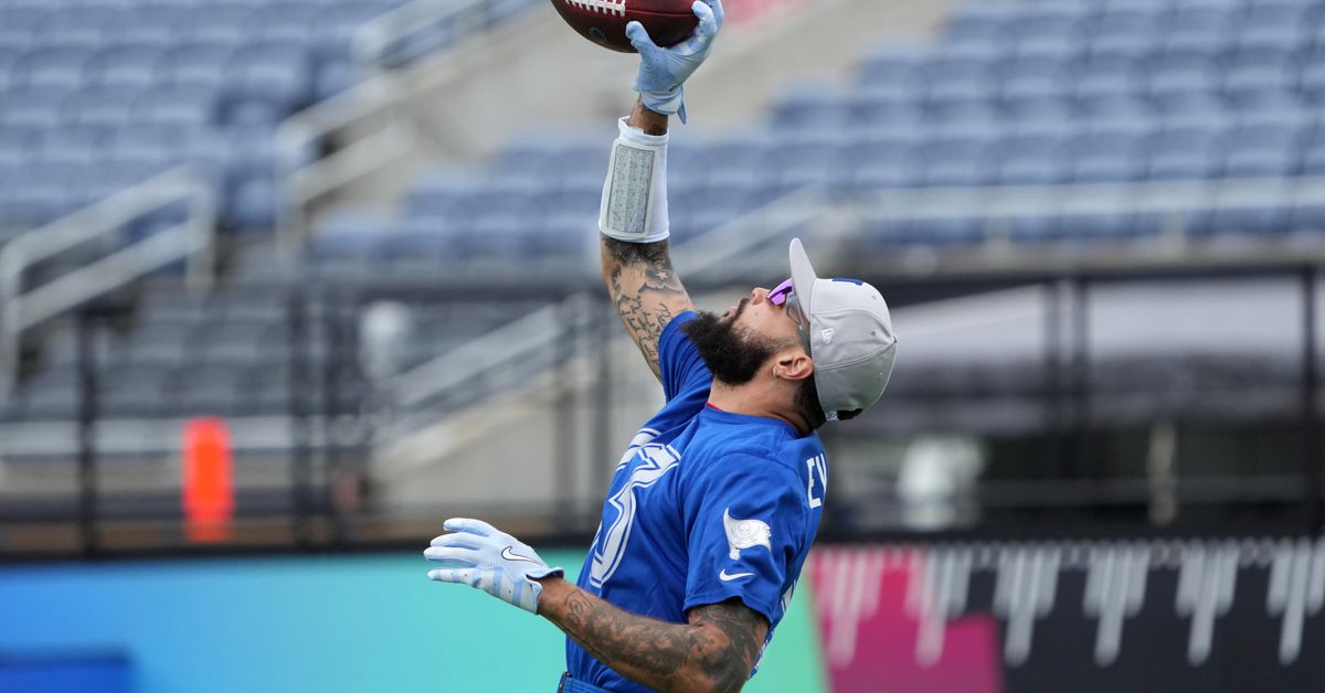 Mike Evans names Ja’Marr Chase as the only WR he’d consider better than himself