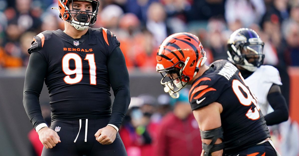 Should the Seattle Seahawks trade for Bengals star Trey Hendrickson?