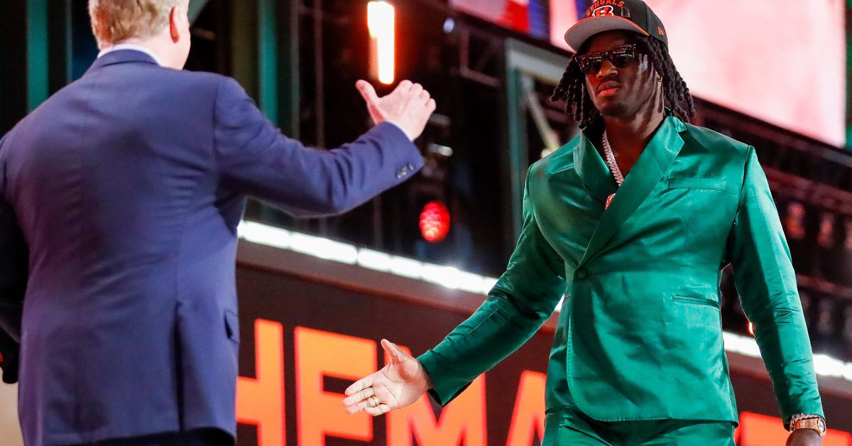 Should the Raiders trade for Bengals 1st-round pick Shemar Stewart?