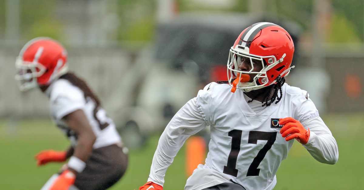 Browns roster: Linebacker room in trouble, already?