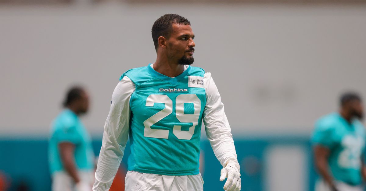 Miami Dolphins, former Steelers S Minkah Fitzpatrick agree to revised contract 