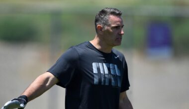 How high do Warner, Stafford rank on all-time QBs list?