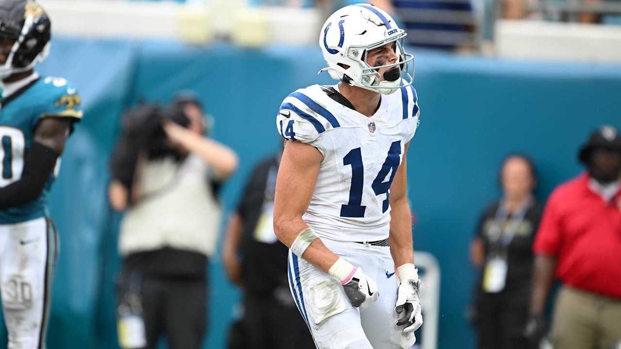 'He's proving everybody wrong:' Alec Pierce's career day a bright spot in Colts' loss to Jaguars