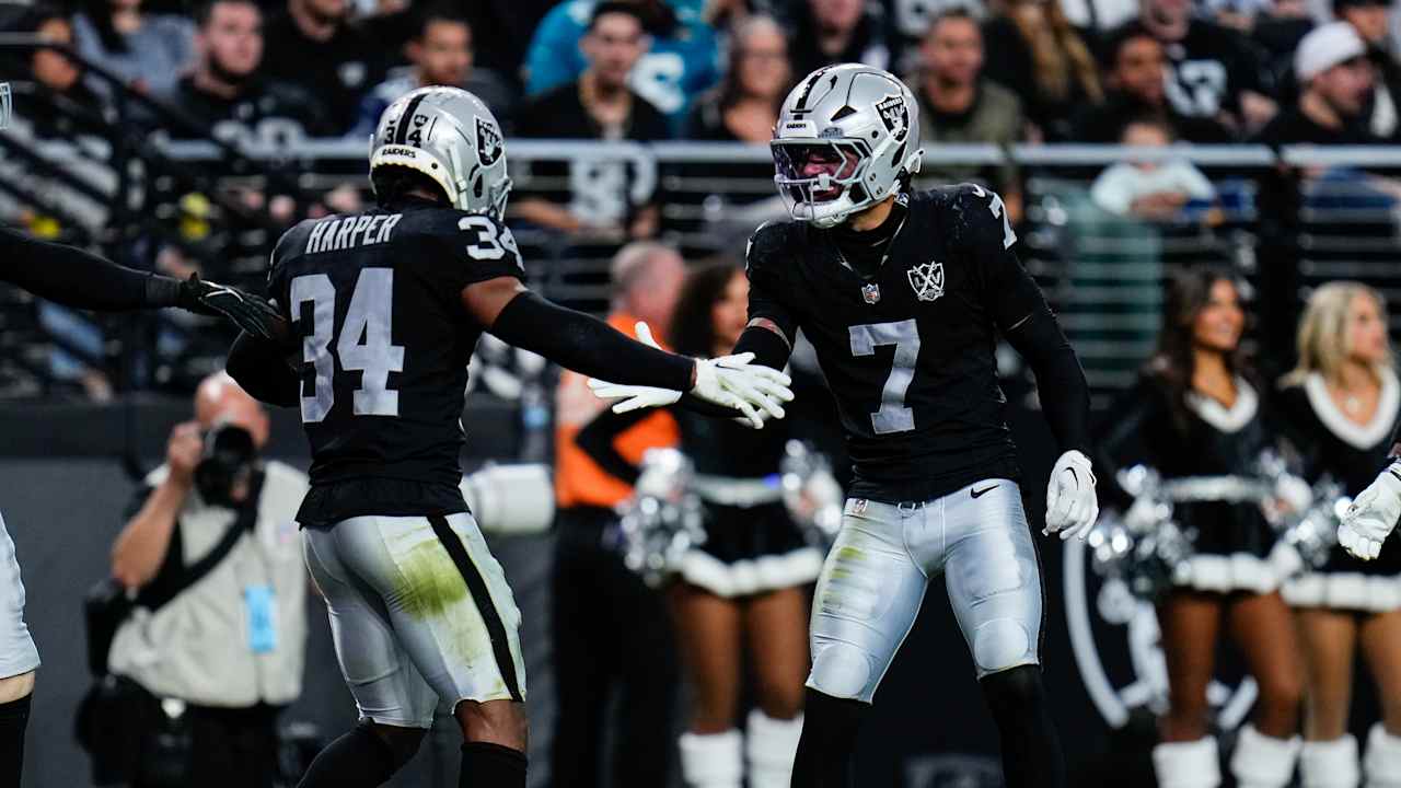 Raiders get a 'weight off the shoulders' with an all-around team win over Jaguars 