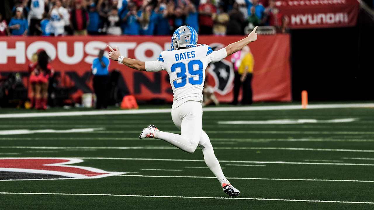 K Jake Bates drills game-tying & game-winning kicks to secure Detroit Lions' comeback