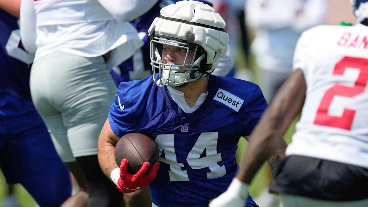 Fantasy football 2025: Top 10 RB values