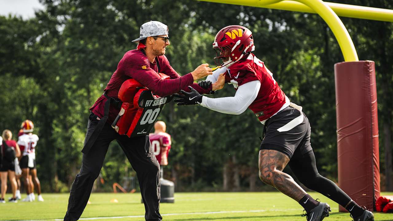 Training camp notebook | Why Von Miller chose No. 24