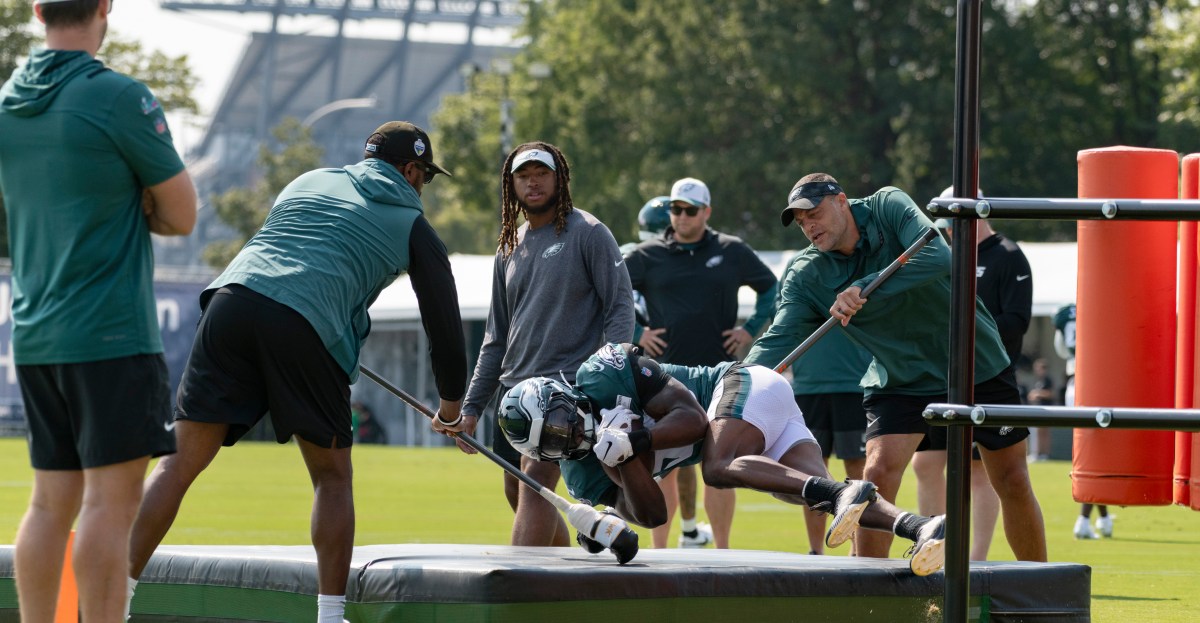 Live updates from the last day of Eagles training camp practice