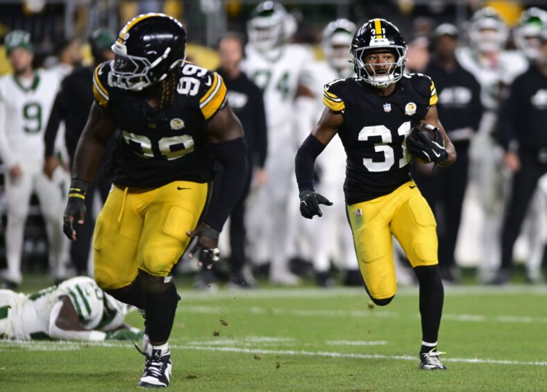 Steelers cornerback Beanie Bishop