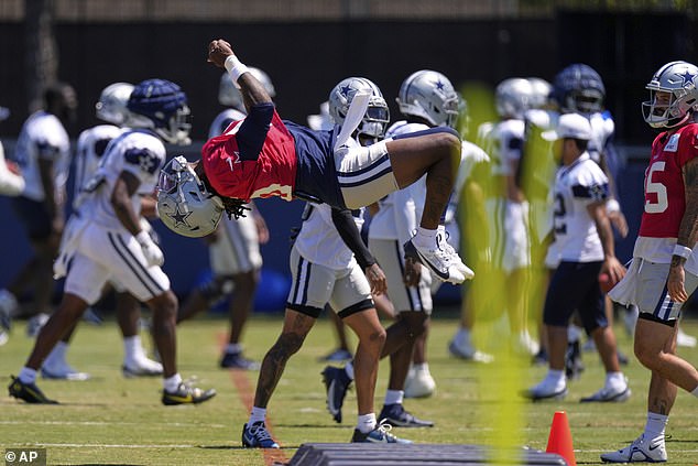 Bazooka Joe, as some fans have taken to calling Milton, showed off another impressive trick at training camp last week by doing a standing back flip that was caught by photographers