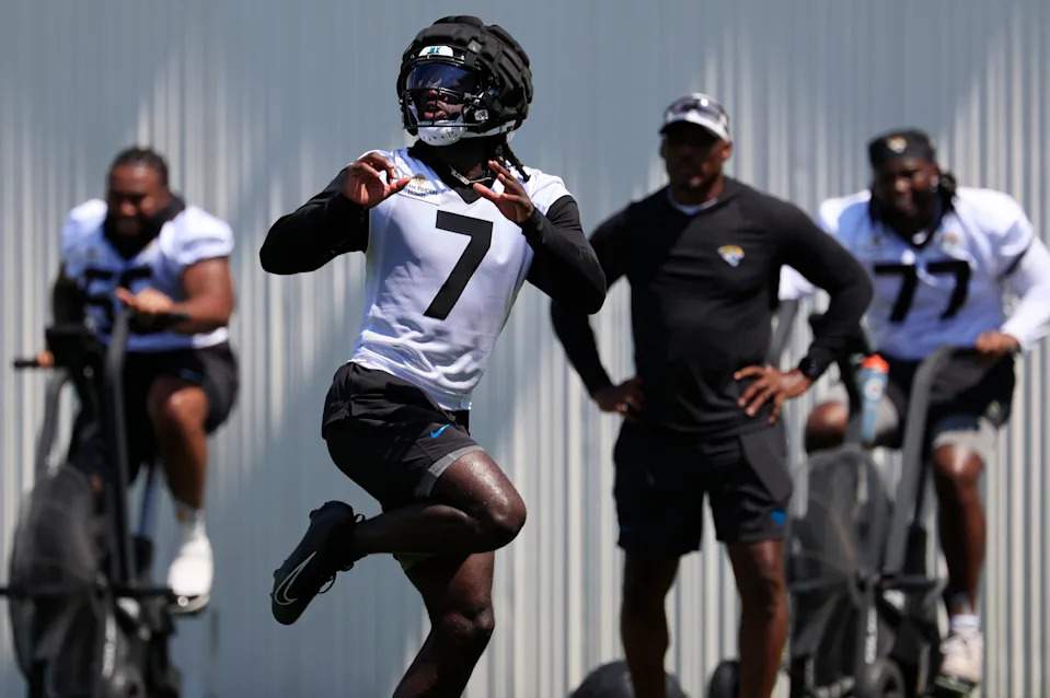 Brian Thomas Jr., tracks down a pass during the Jacksonville Jagaurs training camp on Aug. 15 at the Miller Electric Center.