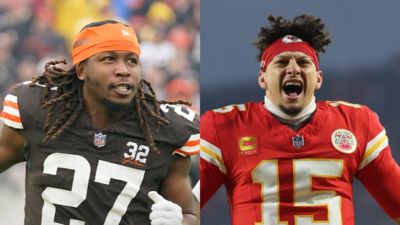 Patrick Mahomes and Kareem Hunt share lighthearted moment at Kansas City Chiefs 2025 preseason training camp