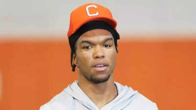 T. J. Moore remains in hospital after suffering serious leg injury in Giants preseason win over Patriots