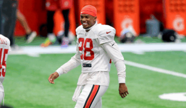 Shilo Sanders has 'got a chance' to make Buccaneers 53-man roster, Todd Bowles says