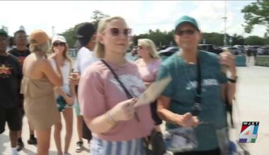 Jaguars fans get 1st glimpse of upcoming season at scrimmage