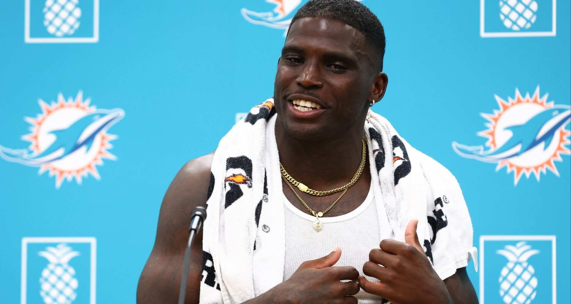 NFL's fastest player isn't worth the hype anymore and Dolphins must back coach with brutal decision