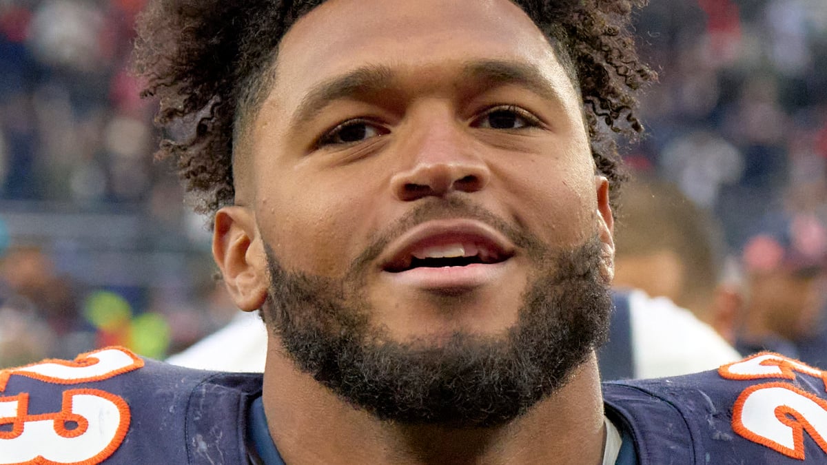 Roschon Johnson Headshot