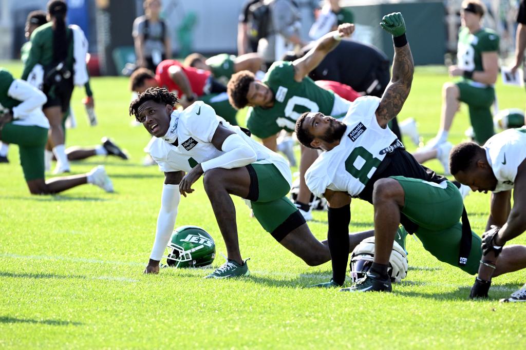 Secondary dominates with two Justin Fields picks at Jets camp