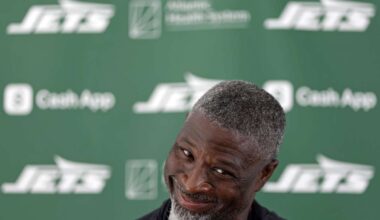 From fashion fines to man in charge: Aaron Glenn's former Jets teammates proud of his NFL journey