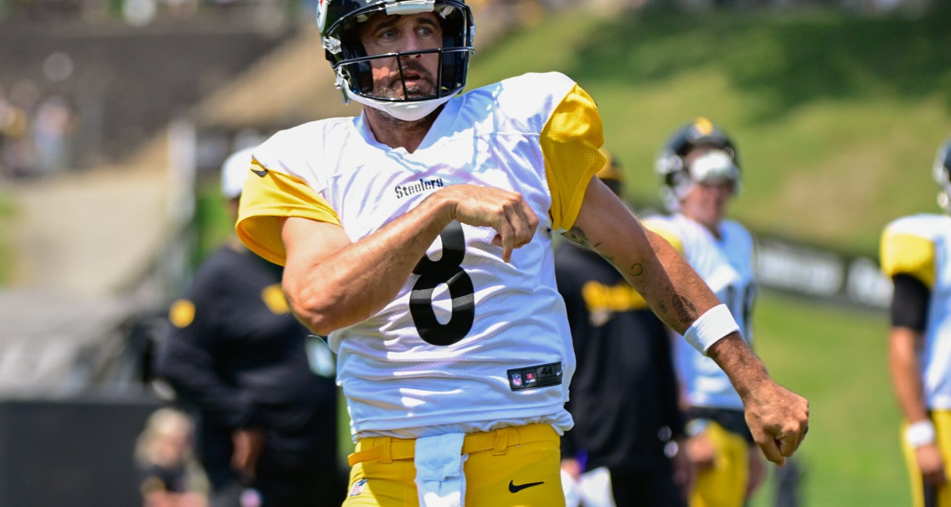 Aaron Rodgers Not Expected to Play in Steelers Preseason Opener